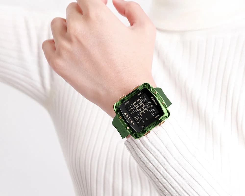 NF7121watchmodelExhibition_4