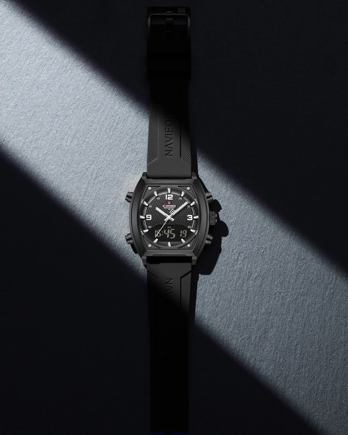 Hc923b3cd41ba4d6cbdb5618ca635be49l