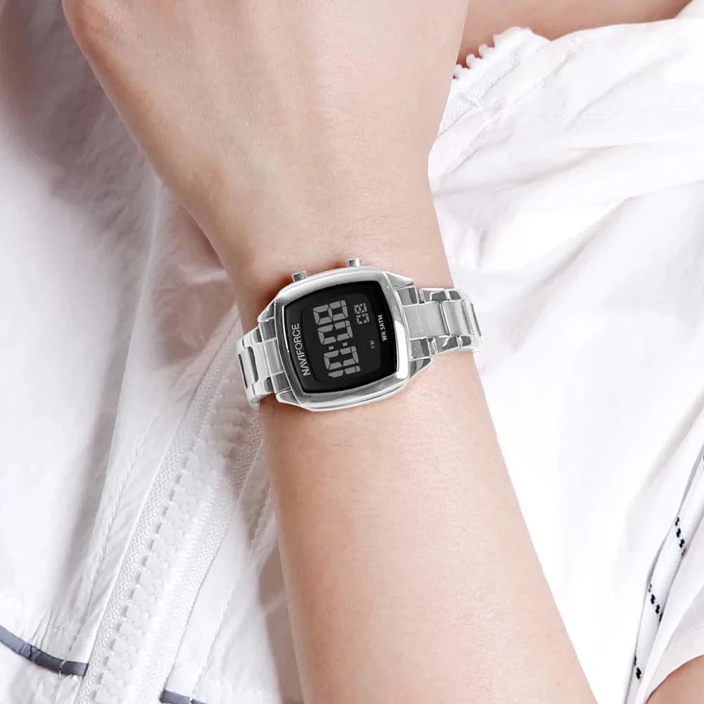NAVIFORCE-New-Luxury-Brand-Digital-Women-Watches-Waterproof-Luminous-Date-Ladies-Wristwatch-Fashion-Womens-Watches_a5b21240-71d0-41ba-9425-b246caaf1a01-jpeg