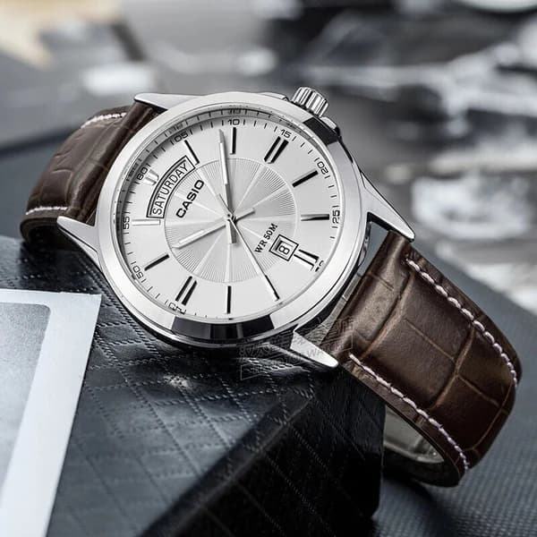CasioMTP-1381L-7AVDFWatch_2_600x.webp