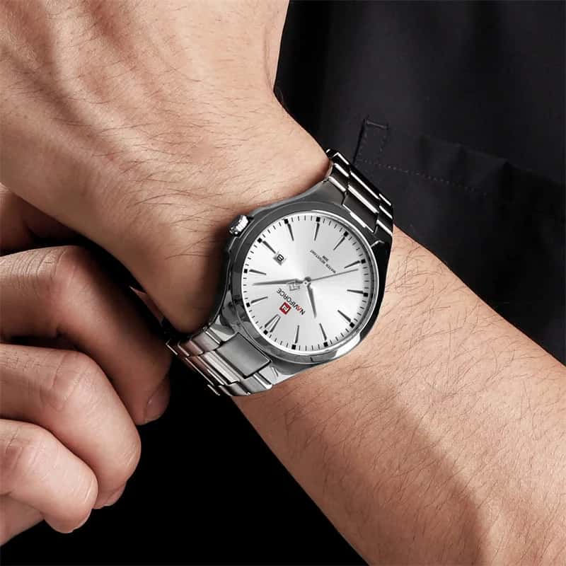 NAVIFORCE-New-Men-Wristwatch-Top-Brand-Luxury-Fashion-Watch-Stainless-Steel-Sport-Military-Quartz-Original-Male.jpg_-2.webp