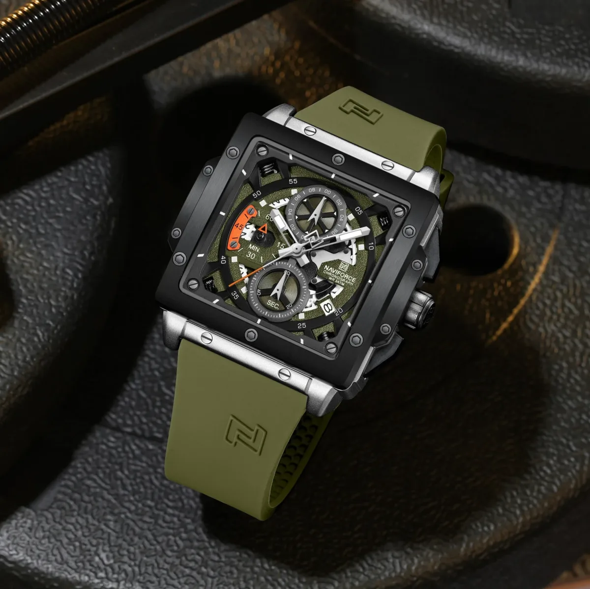 Naviforce 8064 - Green - Image 1
