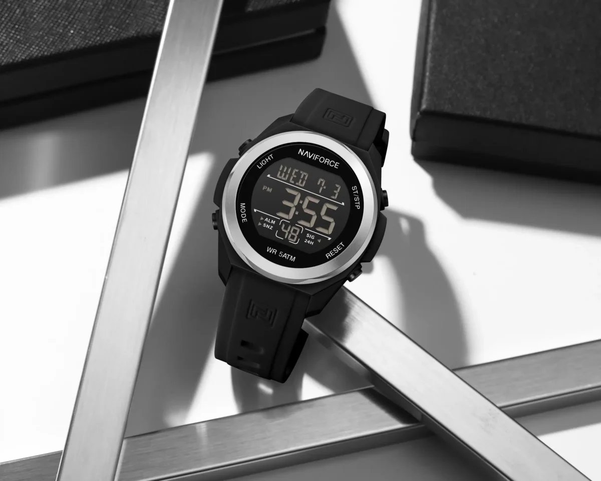 Naviforce 7111 - Silver Black - Image 1