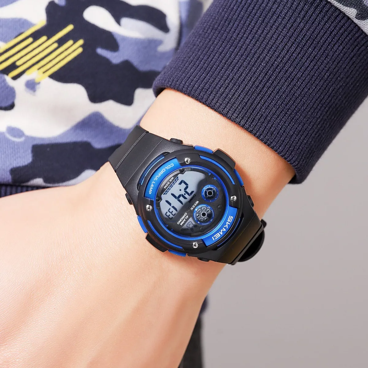 Skmei 2430 Kids Watch 50M Waterproof - Black Blue - Image 2