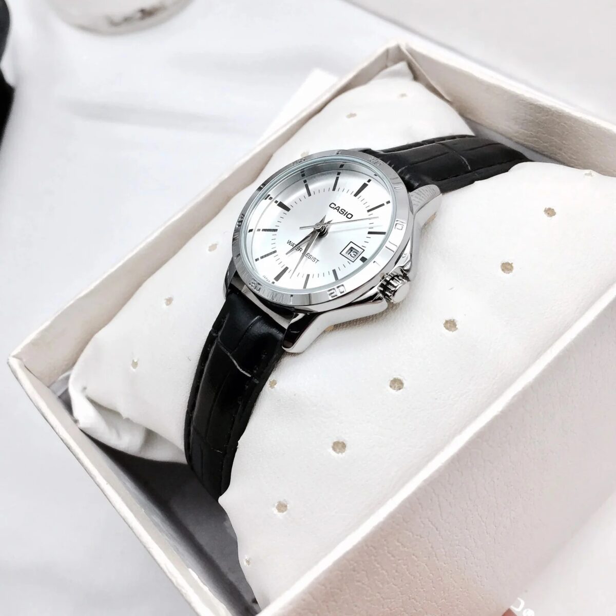 Casio LTP-V004L-7AUDF Ladies Watch - Image 4